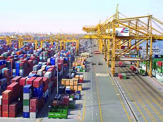 تراجع التبادل التجاري بين الإمارات وبريطانيا بنسبة 6%
